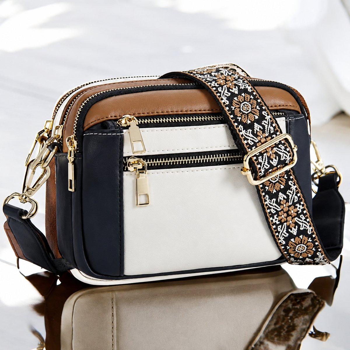 Violet | Adjustable Shoulder Bag