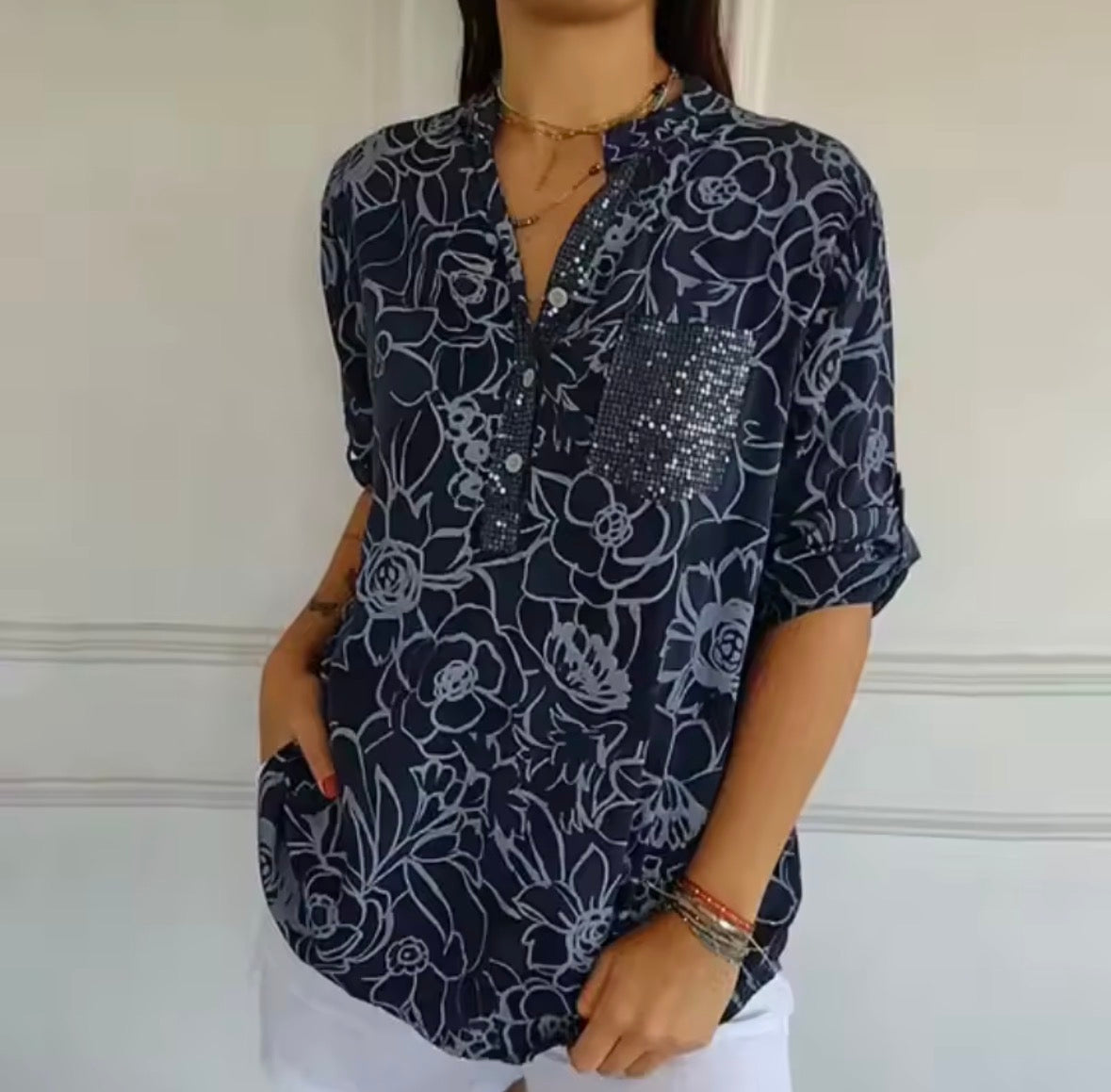 Layla | Elegant Blouse with Pocket