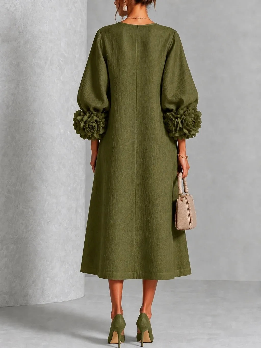 Ivy | Floral Cuff Sleeves Midi Dress